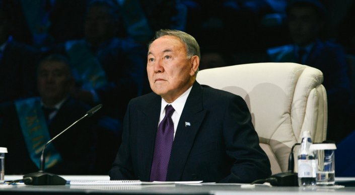 Назарбаев қандай адамдарды орнына қою керектігін айтты