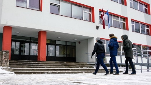 Латвия мектептерінде орыс тіліне тыйым салынды