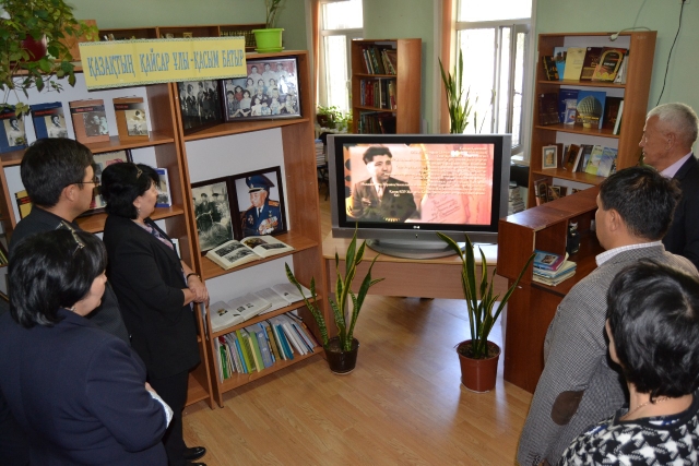 ТҮРКІСТАНДА  ҚАСЫМ ҚАЙСЕНОВТІҢ 100 ЖЫЛДЫҒЫНА АРНАЛҒАН КӨРМЕ АШЫЛДЫ