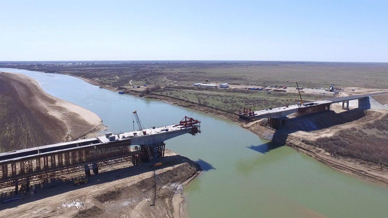 Жаңа көпір облыс орталығын кептелістерден айтарлықтай арылтады