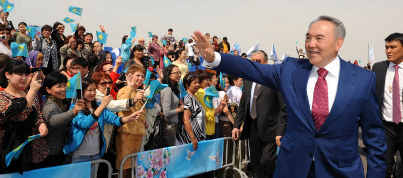 Президенттің қатысумен мерекеге арналған театрландырылған қойылым басталды