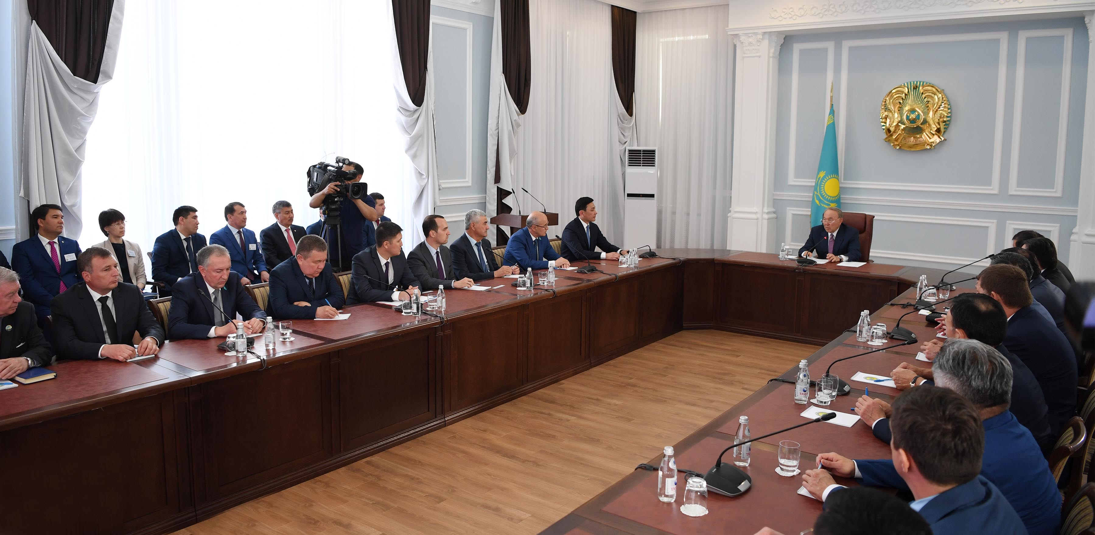 Елбасы Батыс Қазақстан облысының әлеуметтік-экономикалық даму мәселелері жөнінде кеңес өткізді