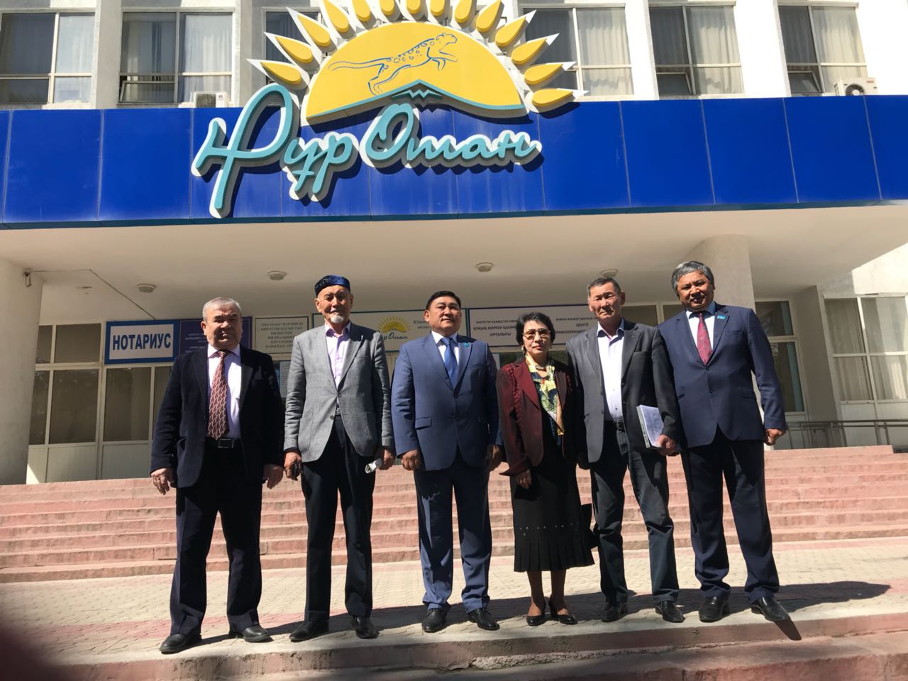 Н.Жолдасов Қырымға аттанатын оңтүстікқазақстандық делегацияны қабылдады