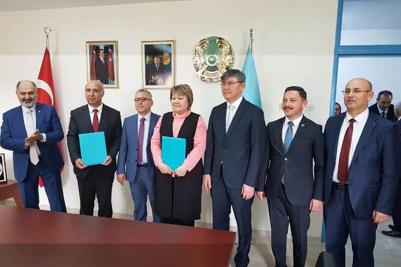 Түркияда қазақ-түрік мәдени-білім беру орталығы ашылды