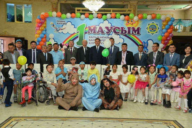 ОТЫРАР АУДАНЫНДА «1 МАУСЫМ -ХАЛЫҚАРАЛЫҚ БАЛАЛАРДЫ ҚОРҒАУ КҮНІ» ТОЙЛАНДЫ