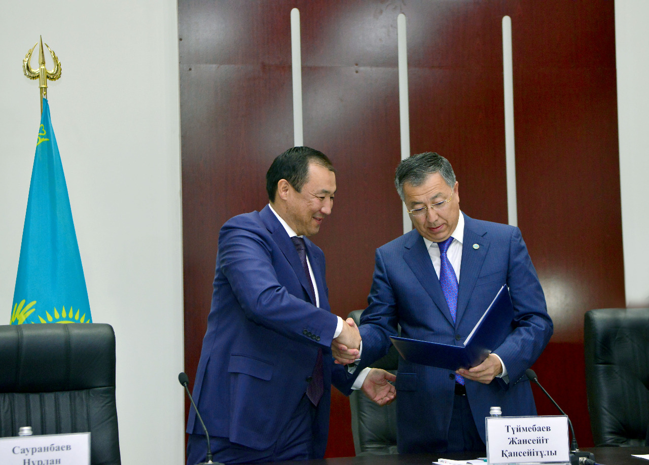 Шымкент қаласы әкімдігі мен мәслихат депутаттары қала мәртебесі туралы бірлескен шешім қабылдады