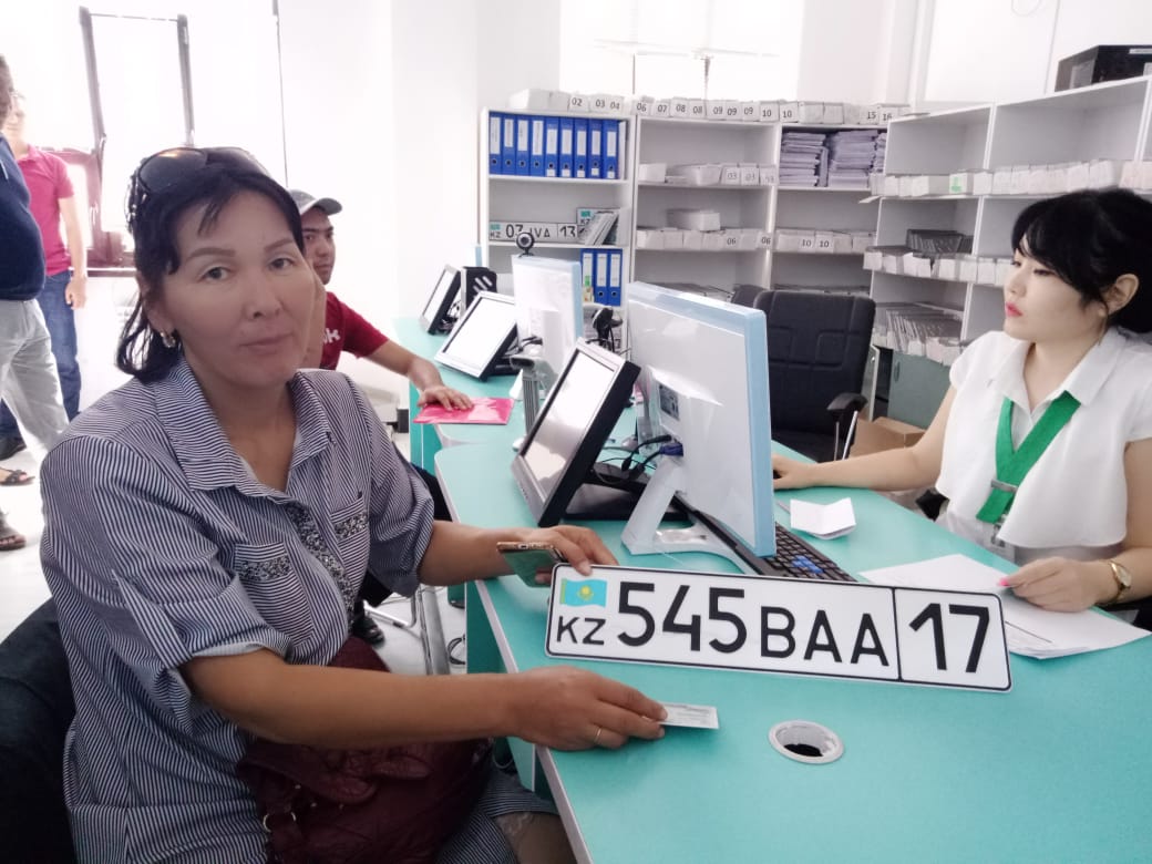 Шымкенттегі мамандандырылған ХҚО-да 17-ші аймақпен нөмірлік белгісі беріле бастады