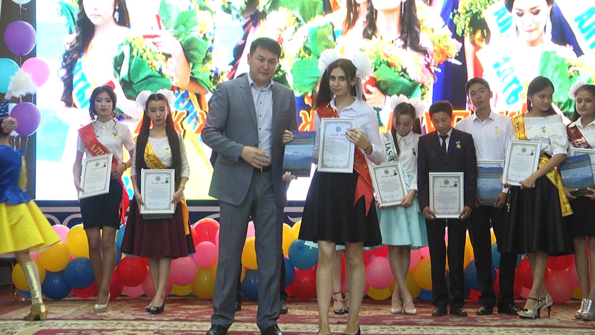 Түлкібастықтар мерекелік шараны атап өтті