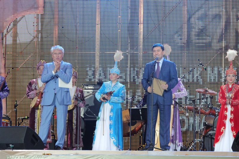 «Жезкиік» фольклорлық музыка фестивалінде үш құрлықтың өкілдері жиналды