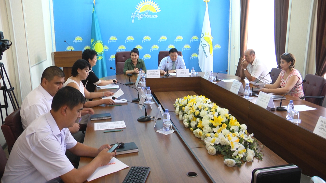 «Білім беру» бағыты бойынша кезекті комиссия отырысы өтті