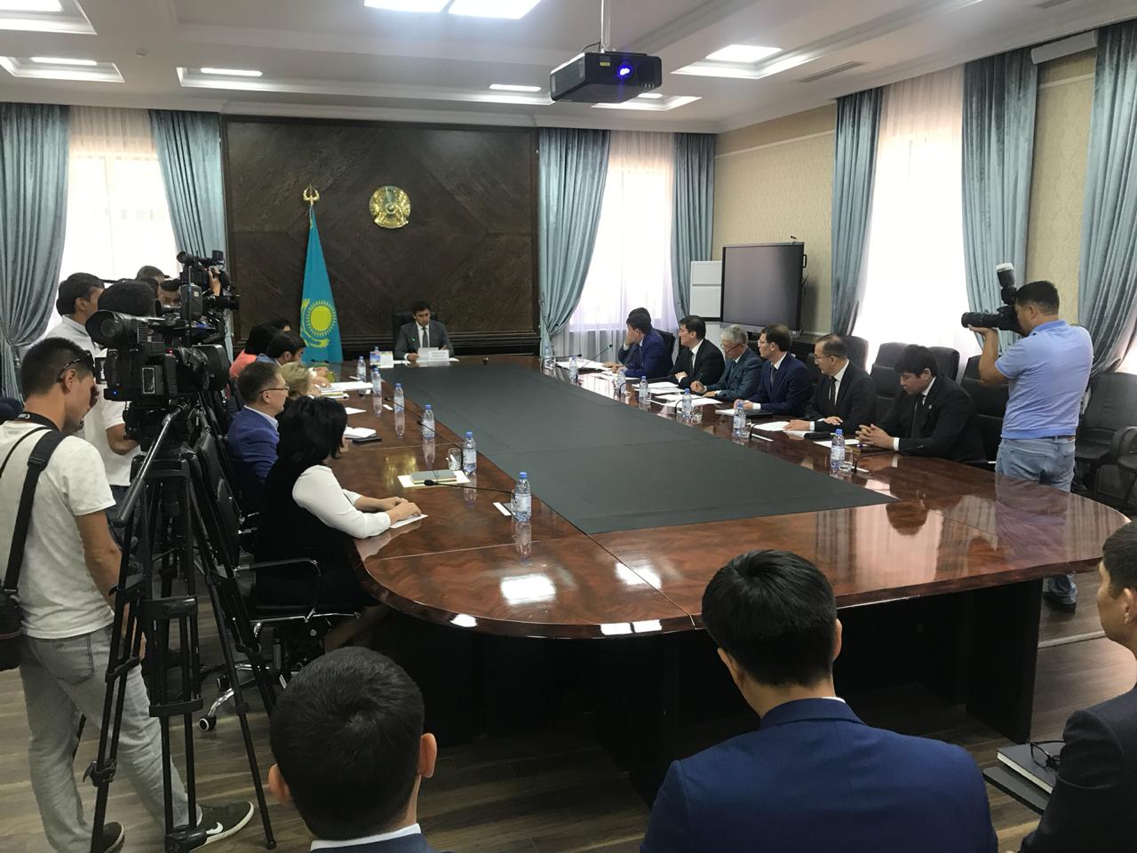 Шымкент қаласы әкімі аппаратында және әкімдігінде кадрлық ауыс-түйістер орын алды