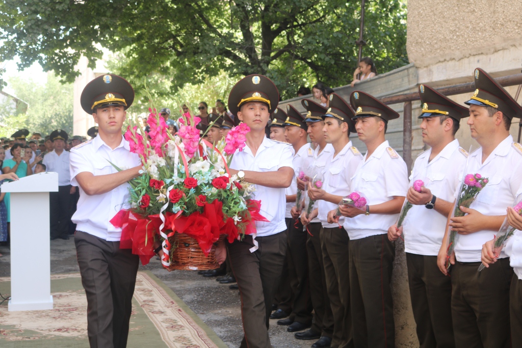 Сіздер біздің мәңгі жүрегіміздесіздер!