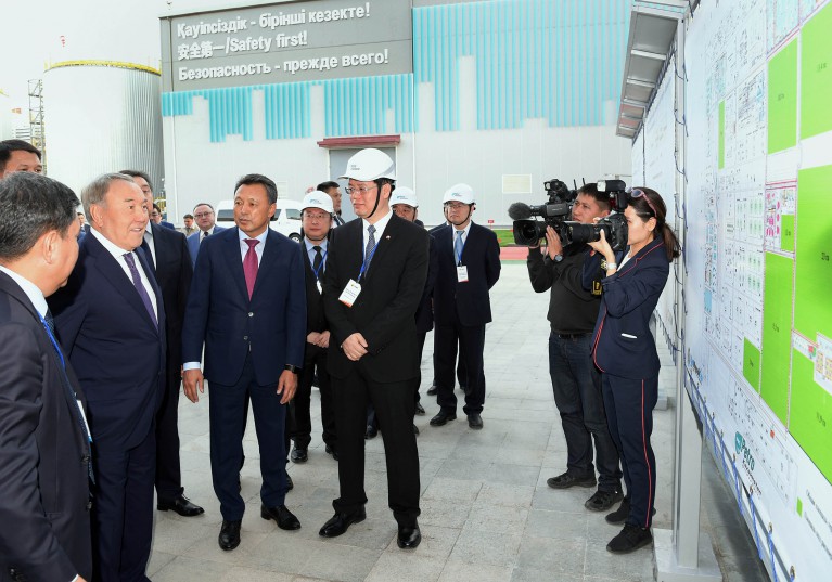 Елбасы «ПетроҚазақстан Ойл Продактс» жауапкершілігі шектеулі серіктестігіне барды