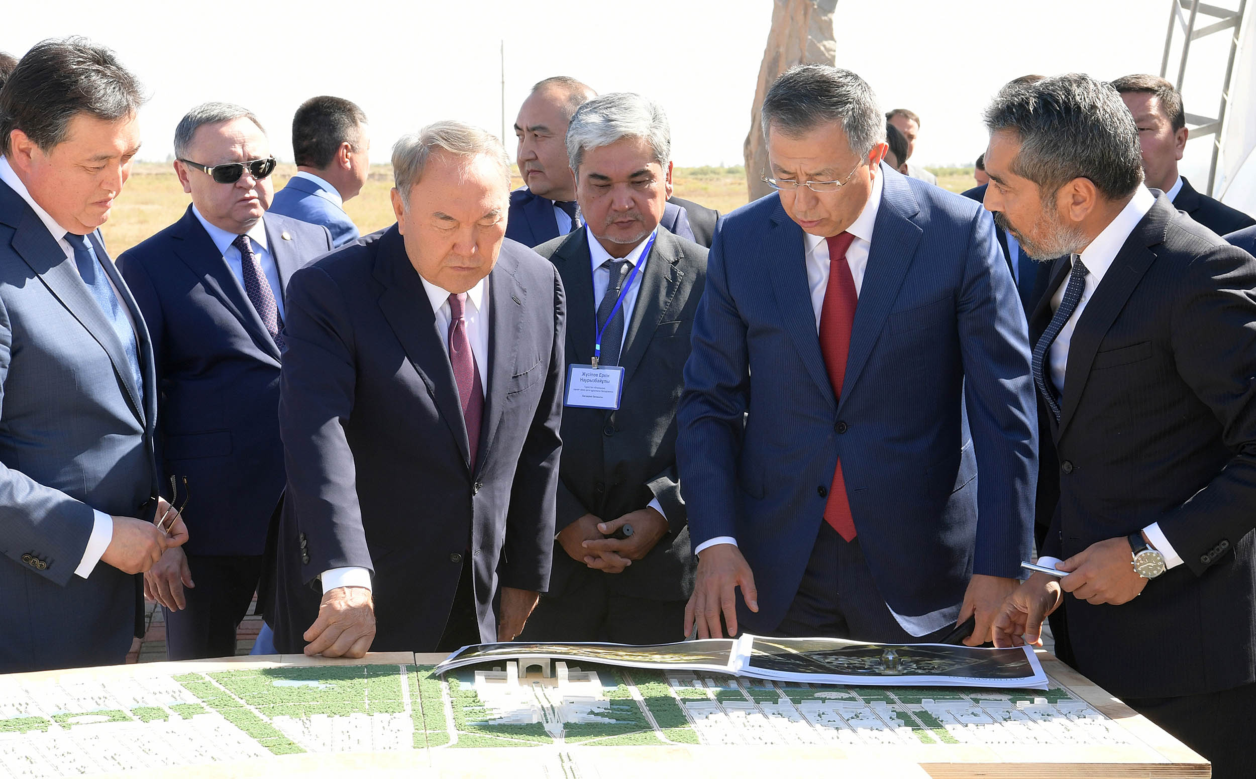 Елбасы Түркістан қаласының жаңа әкімшілік орталығын дамыту жобасымен танысты