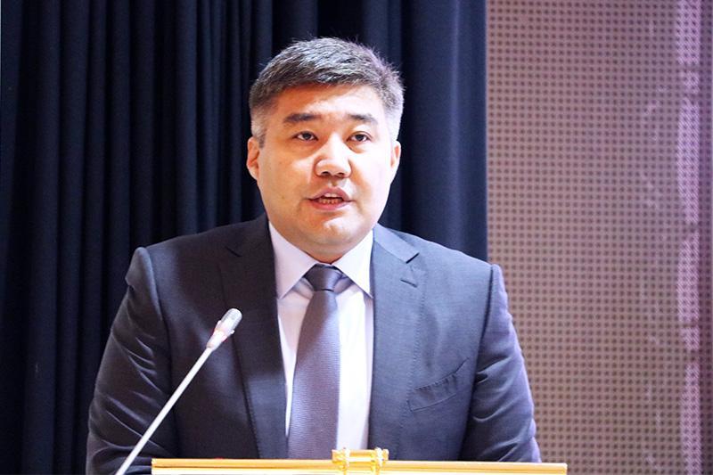 Дархан Кәлетаев: Қазақстанда «ниетсіз жастар» саны бір қаланың xалқымен бірдей