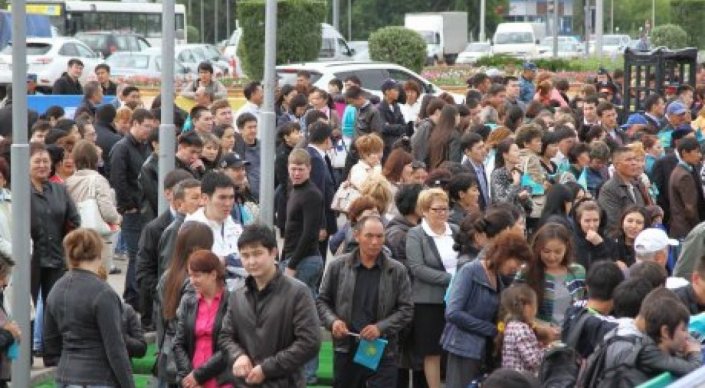 Қазақстан халқының саны 18 миллион 292 мың адамнан асты