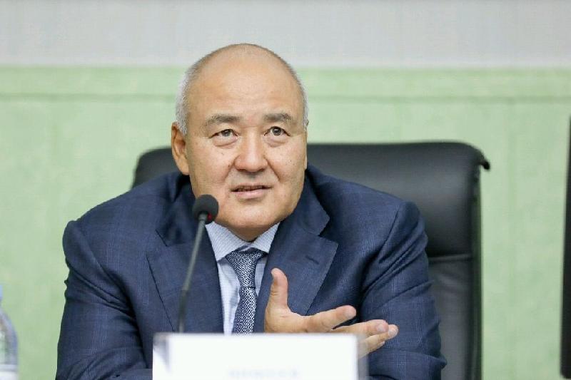 Біздің ғалымдардан фермерлер артық біледі — Өмірзақ Шөкеев