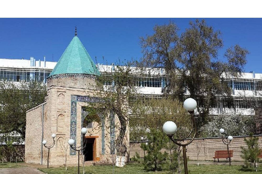 Төлебидің қариялары Төлеби бидің кесенесіне зиярат жасап қайтпақ