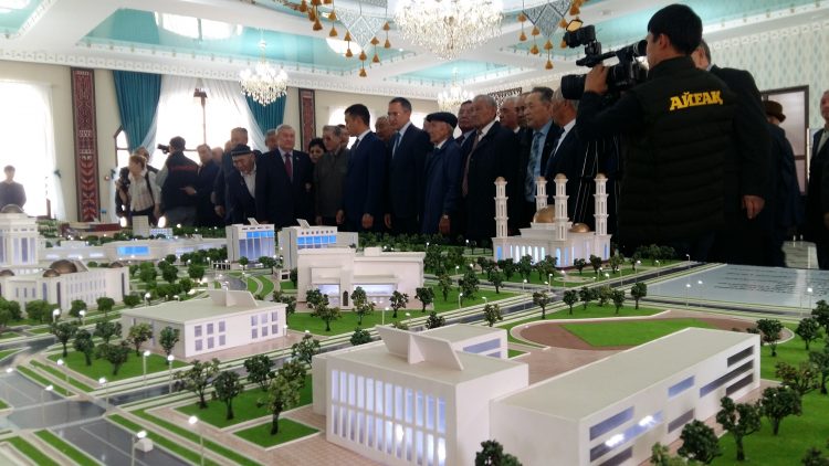 Тараздағы Қайрат Рысқұлбеков атындағы саябақ қайта жаңғыртылды