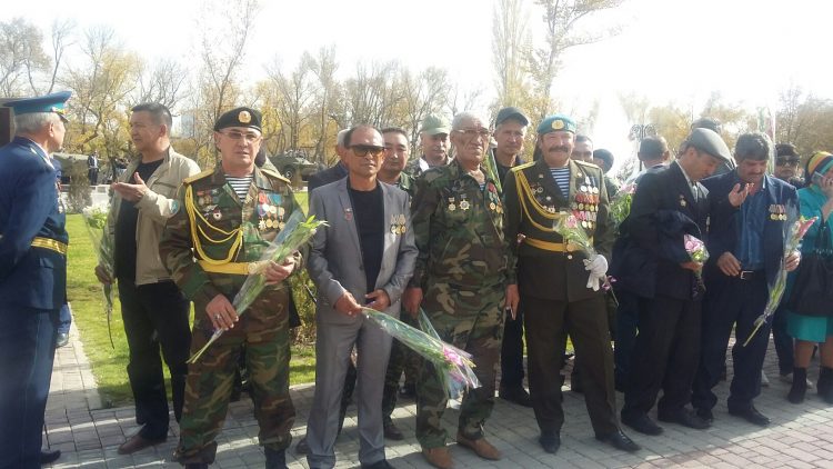 Таразда ауған соғысы ардагерлеріне арналған ескерткіш бой көтерді