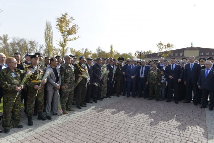 Таразда ауған соғысы ардагерлеріне арналған ескерткіш бой көтерді