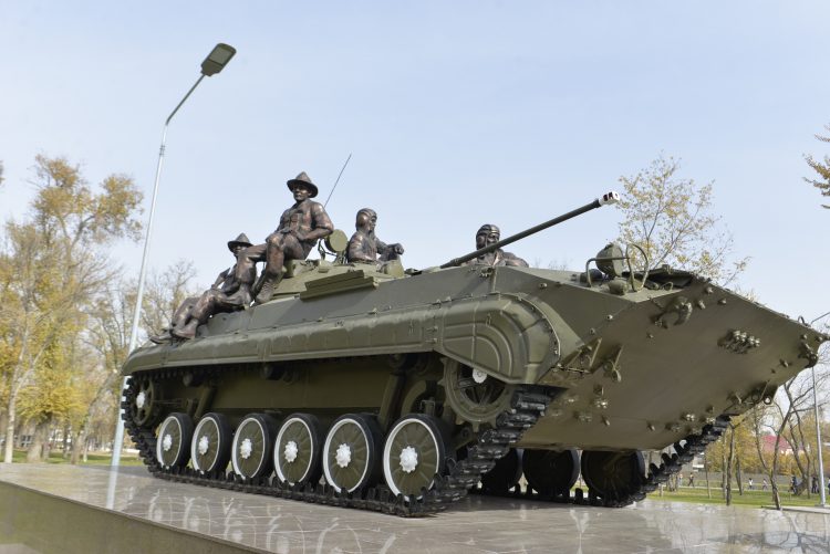 Таразда ауған соғысы ардагерлеріне арналған ескерткіш бой көтерді