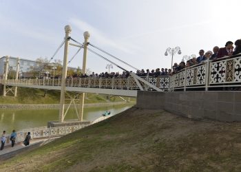 «Үшбұлақ» жағалауы тараздықтардың сүйікті демалыс орнына айналды