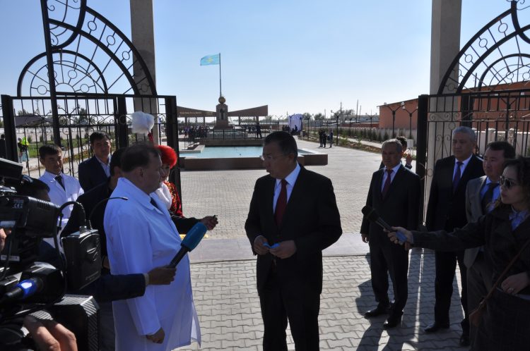 Созақ ауданы мерейтойын кең көлемде тойлауда