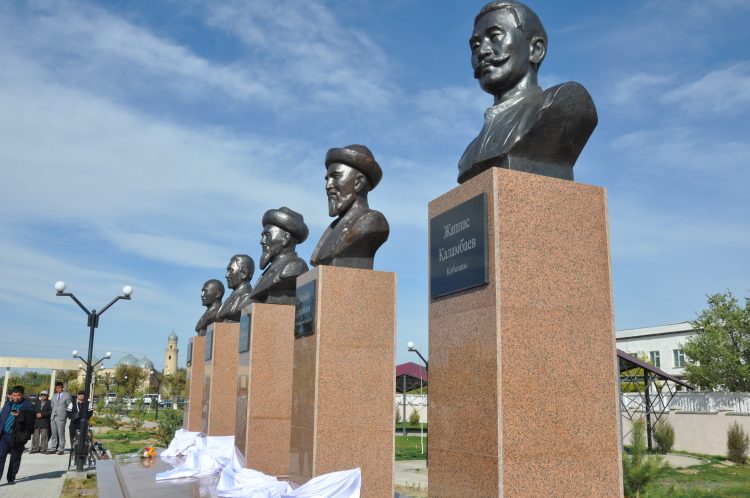 Созақ ауданы мерейтойын кең көлемде тойлауда