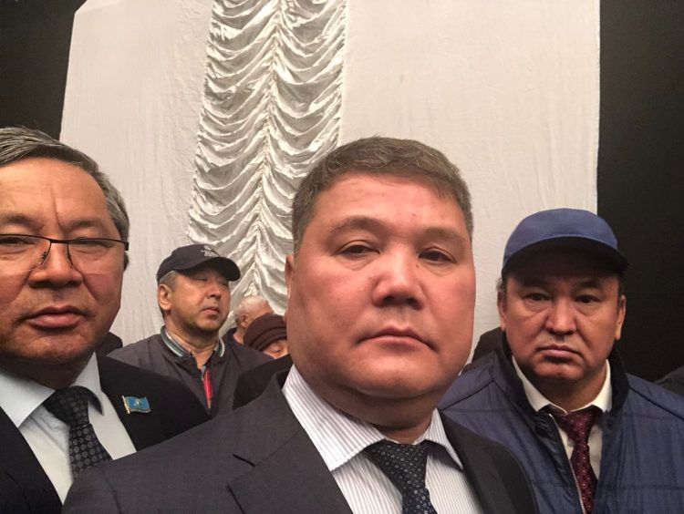 Алматыда Шерхан Мұртазамен қоштасу рәсімі өтіп жатыр