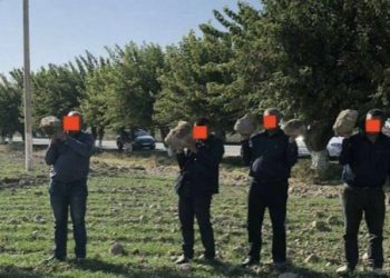 Өзбекстан Президенті шаруаларды қорлаған премьер-министрдің орынбасарын жұмыстан босатты