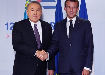 Мемлекет басшысы Франция Республикасының Президенті Эмманюэль Макронмен кездесті