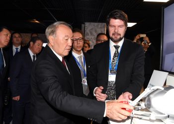 Мемлекет басшысы «Nokia» компаниясының таныстырылым алаңында болды