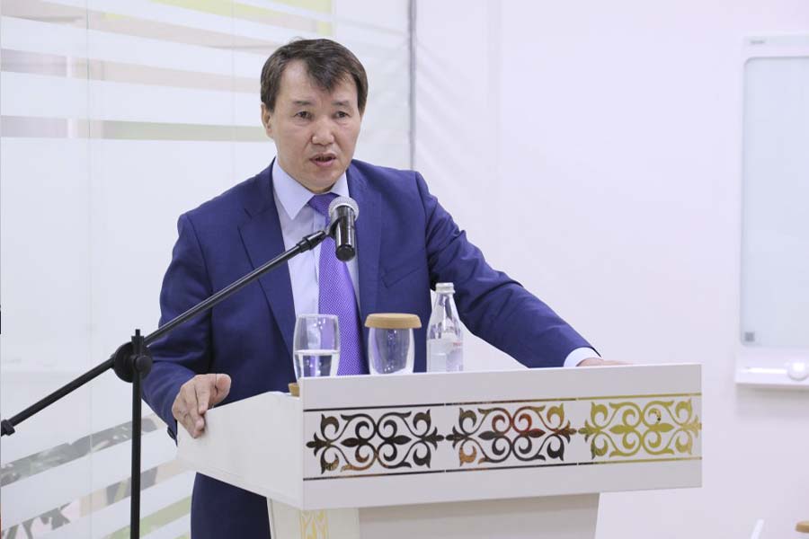 Алик Шпекбаев министрлерге жемқорлықты ашып айтуды ұсынды