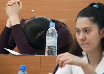 Енді студенттер университетте төрт жыл оқымайды