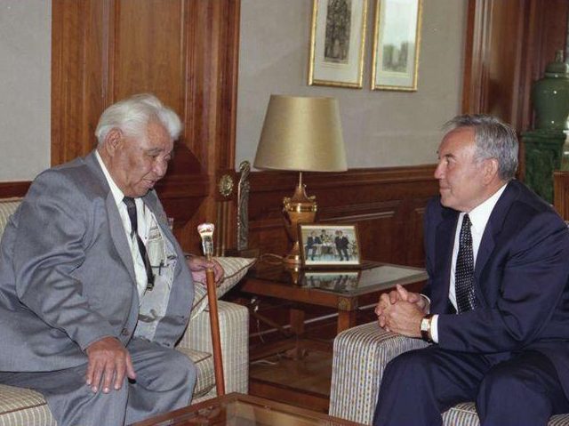 Депутат Зайсандағы шекара заставасына Қасым Қайсеновтің атын беруді ұсынды