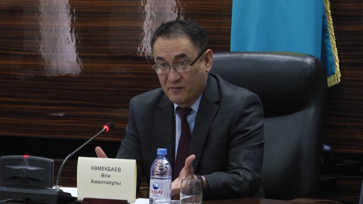 Жұмыстан тыс уақытта үстеме жұмыс атқару тоқтатылуда