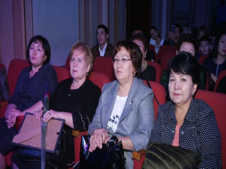 Шымкентте әлеуметтік қызметкерлер күні аталып өтті