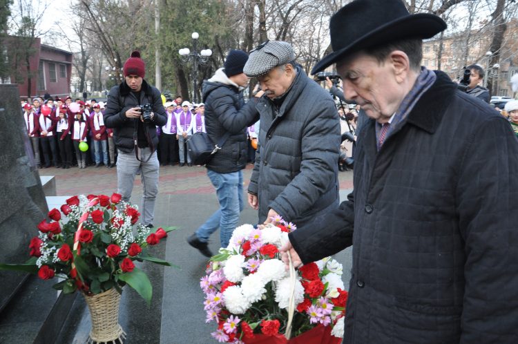 Қазақстандағы іргелі оқу орнына — 75 жыл!