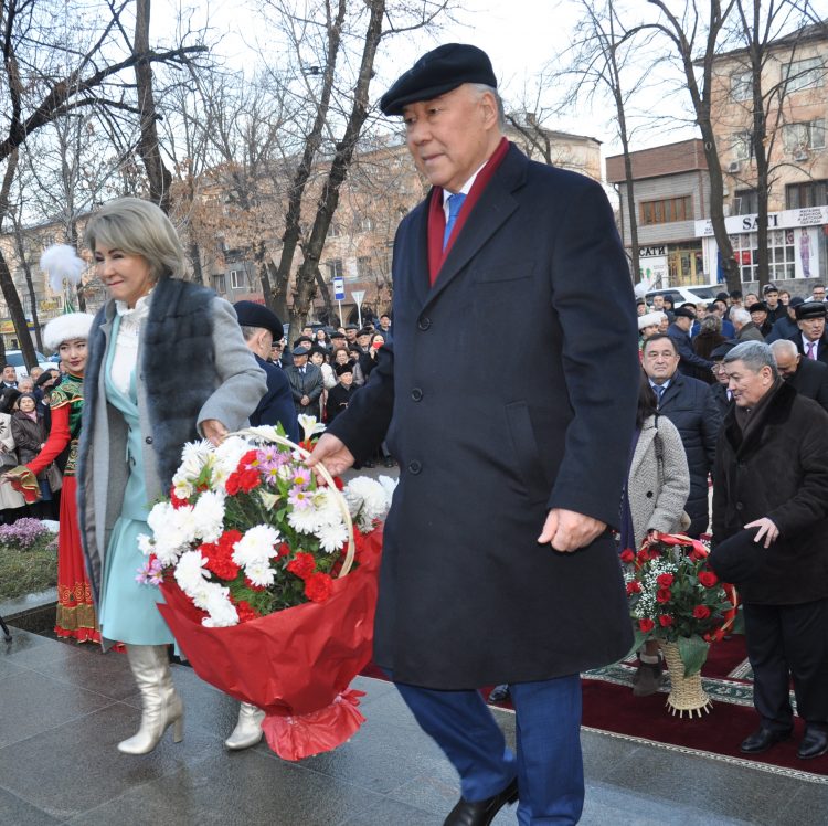 Қазақстандағы іргелі оқу орнына — 75 жыл!