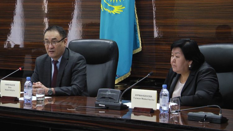 Жұмыстан тыс уақытта үстеме жұмыс атқару тоқтатылуда