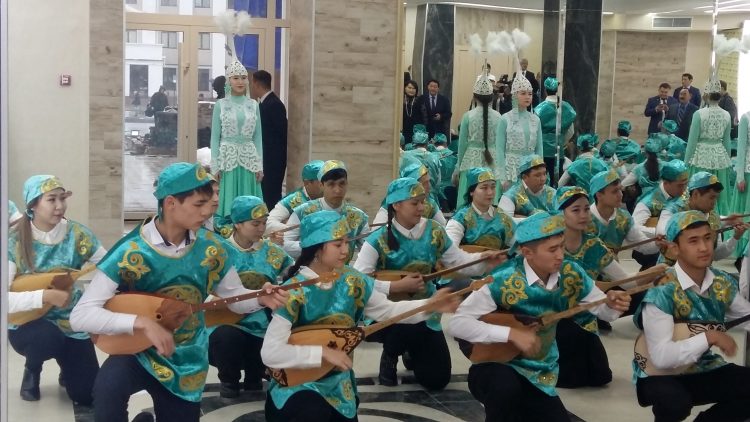 ФОТОРЕПОРТАЖ: М.Əуезов атындағы ОҚМУ-да Қазақстан Республикасы Жоғары оқу орындары Ректорлар кеңесінің кеңейтілген отырысы өтіп жатыр