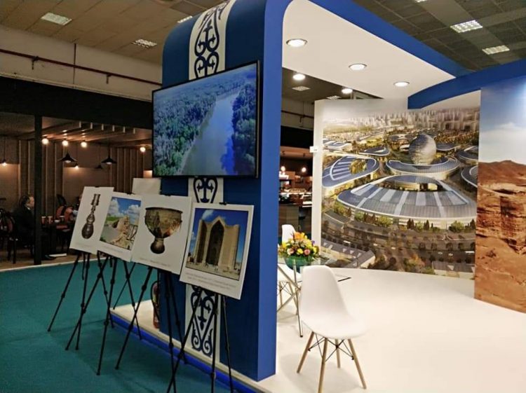 Грекиядағы көрмені 20 мыңнан аса шетелдік тамашалады