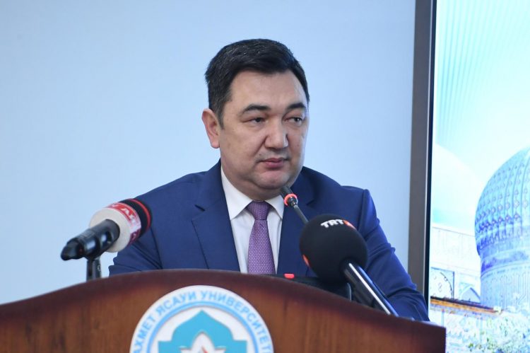 ТҮРКІСТАНДА ХАЛЫҚАРАЛЫҚ ҒЫЛЫМИ-ТЕОРИЯЛЫҚ КОНФЕРЕНЦИЯ БАСТАЛДЫ