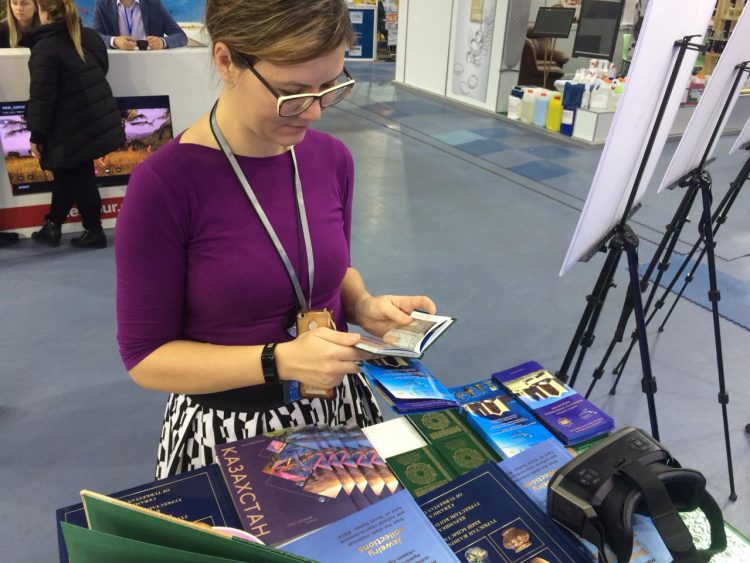 СОЧИДЕГІ ҚАЗАҚСТАН КӨРМЕСІН 5000-ҒА ЖУЫҚ  РЕСЕЙЛІК ТАМАШАЛАП ҮЛГЕРДІ