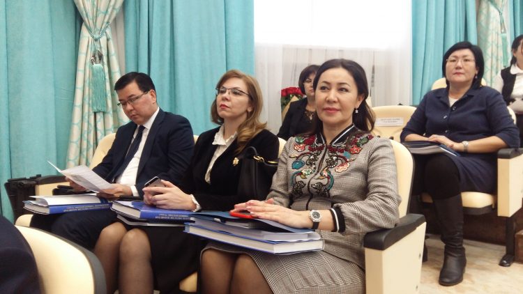 ФОТОРЕПОРТАЖ: М.Əуезов атындағы ОҚМУ-да Қазақстан Республикасы Жоғары оқу орындары Ректорлар кеңесінің кеңейтілген отырысы өтіп жатыр