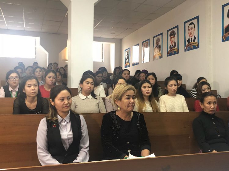 Елбасының курстастары SILK WAY халықаралық университетіне табан тіреді