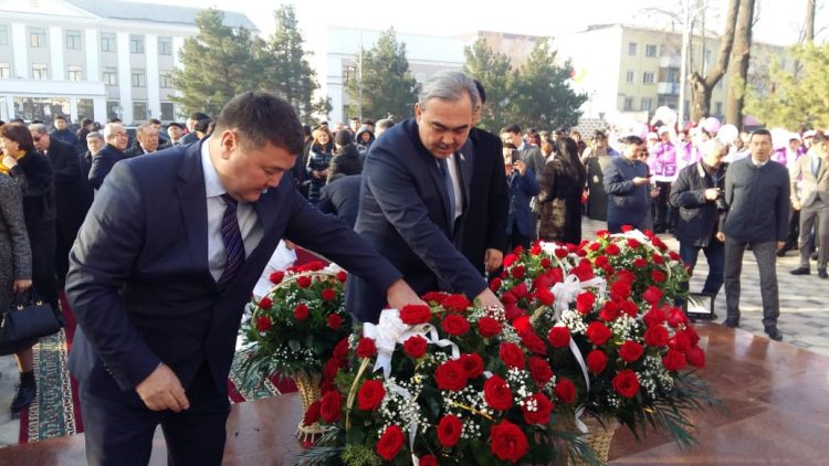 М.ӘУЕЗОВ АТЫНДАҒЫ ОҚМУ 75 ЖЫЛДЫҒЫН АТАП ӨТТІ