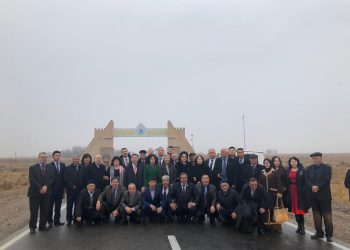 ШЕТЕЛДІК ОТАНДАСТАРЫМЫЗ ТҮРКІСТАН ОБЛЫСЫНЫҢ КИЕЛІ ЖЕРЛЕРІМЕН ТАНЫСУДА