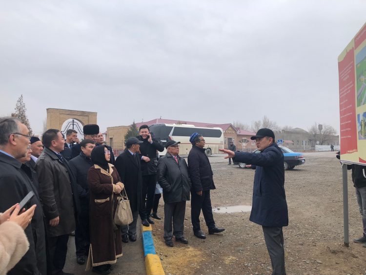ФОТОРЕПОРТАЖ: «Отандастар» делегациясы Түркістан облысының киелі жерлерін аралауда